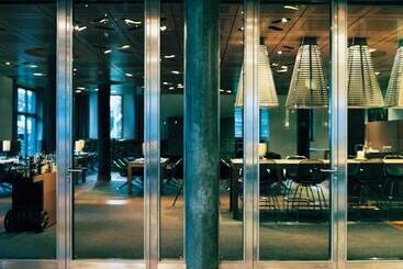 酒店 The Omnia