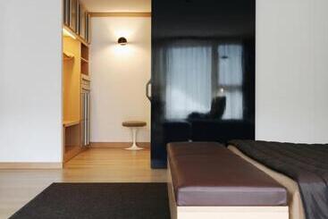酒店 The Omnia