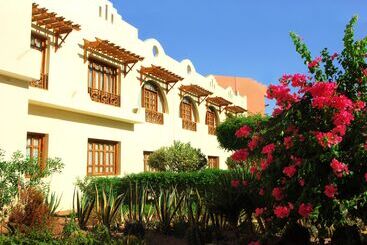 هتل Tropitel Dahab Oasis
