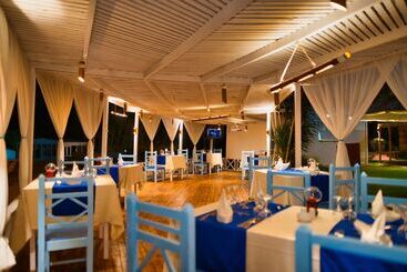هتل Tropitel Dahab Oasis