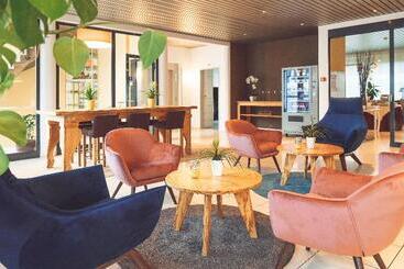 汽车旅馆  Tailormade Hotel Stans Süd