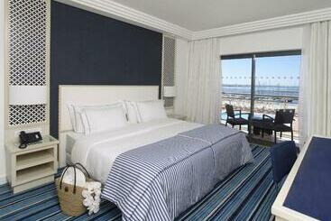 Real Marina Hotel & Spa