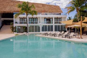 The Beachfront by The Fives Hotels - All Inclusive - Adults Only