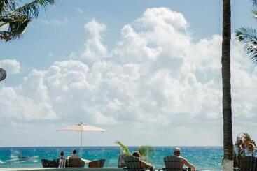 The Beachfront by The Fives Hotels - All Inclusive - Adults Only
