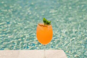 The Beachfront by The Fives Hotels - All Inclusive - Adults Only