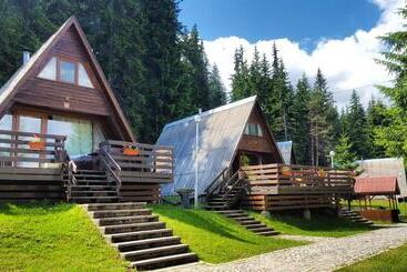 استراحتگاه Romantica Forest Guest House