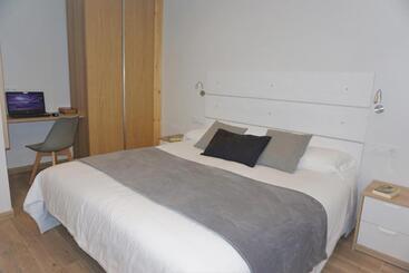 Apartamentos La Playina