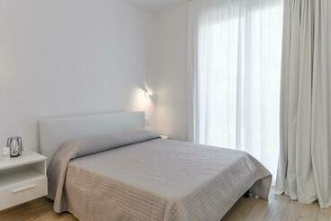 Capo Falcone Beach Charming Apartments Stintino