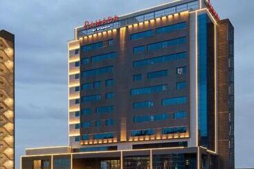 هتل Ramada By Wyndham Erbil Gulan Street