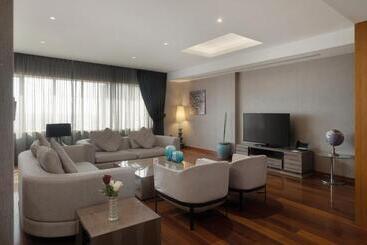 هتل Ramada By Wyndham Erbil Gulan Street
