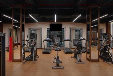 هتل Ramada By Wyndham Erbil Gulan Street