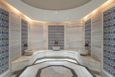 هتل Ramada By Wyndham Erbil Gulan Street