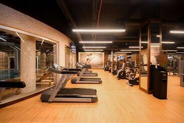 هتل Ramada By Wyndham Erbil Gulan Street