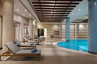 هتل Ramada By Wyndham Erbil Gulan Street
