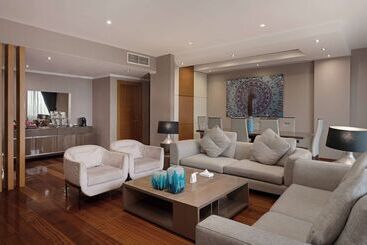 هتل Ramada By Wyndham Erbil Gulan Street