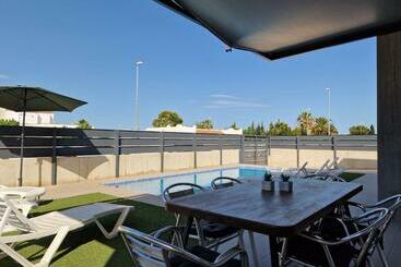 Riumar Marc, 550m To Beach, Private Pool, On Site Service, Dog Beach - Deltebre