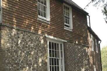 The Ram Inn