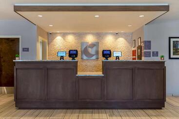 هتل Comfort Inn