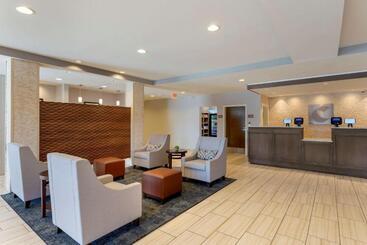 هتل Comfort Inn