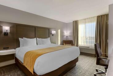 هتل Comfort Inn