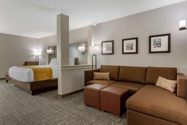 هتل Comfort Inn