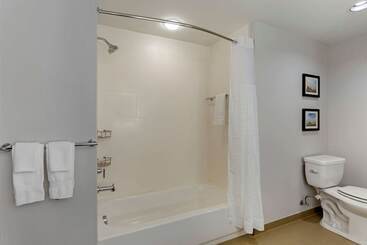 هتل Comfort Inn