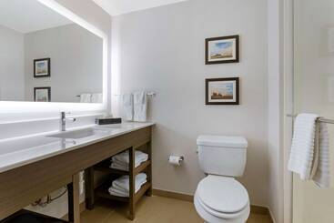 هتل Comfort Inn