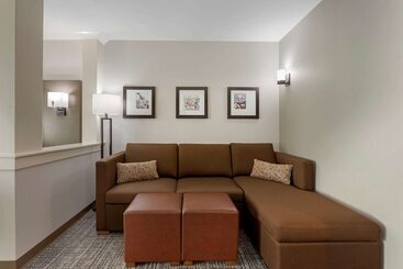 هتل Comfort Inn