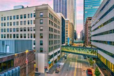 هتل Home2 Suites By Hilton Minneapolis Downtown, Mn