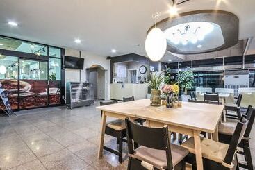 مُتل Namwon Hotel Chunhyang