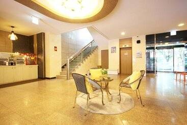 مُتل Namwon Hotel Chunhyang
