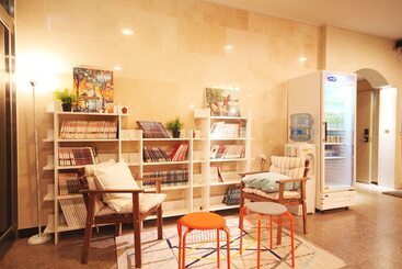 مُتل Namwon Hotel Chunhyang