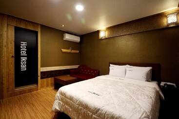 مُتل Iksan Hotel Iksan