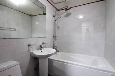 مُتل Iksan Hotel Stay Today