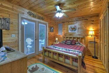 Snuggle Inn