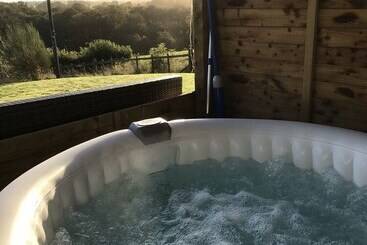 Romantic Shepherds Hut At Jacquies B And B