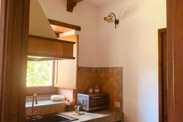 تختخواب و صبحانه Villa Le Gemelle Dell'alcantara