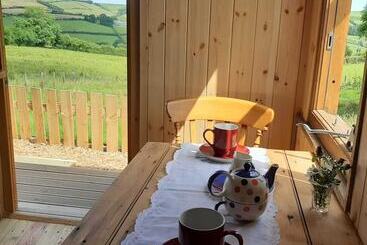 Eco Accommodation Cornflower Holiday