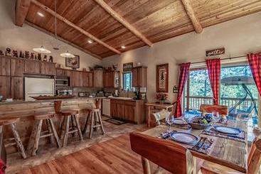 Cozy Knotty And Nice