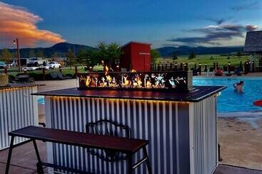 Elkhorn Ridge Resort