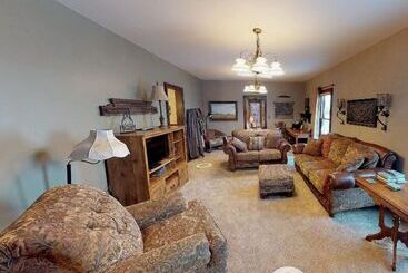 Elkhorn Ridge Resort