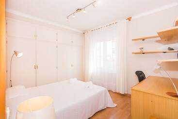 هتل Homeholidaysrentals Apartamento Amaral   Costa Barcelona