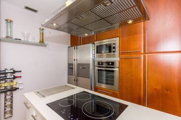 هتل Homeholidaysrentals Apartamento Amaral   Costa Barcelona