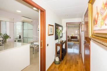 هتل Homeholidaysrentals Apartamento Amaral   Costa Barcelona