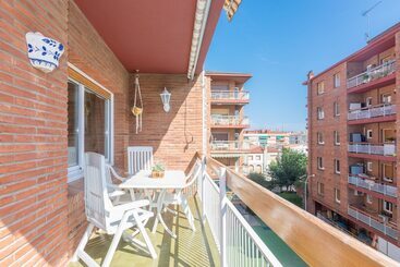 هتل Homeholidaysrentals Apartamento Amaral   Costa Barcelona