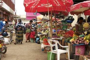 هتل Mbugani