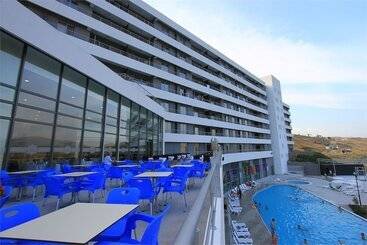 فندق Naskon Sapphire Resort Thermal & Spa