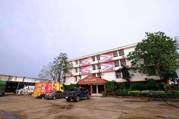 هتل Pc Palace