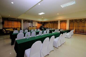 هتل Pc Palace