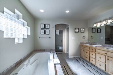 Little Creek Retreat